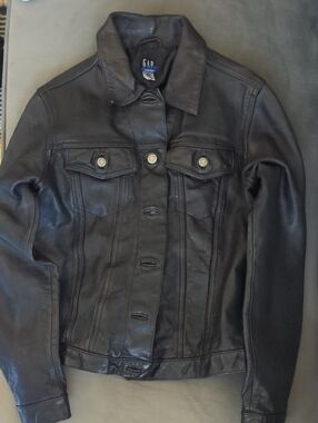 GAP Vintage '99 Women's Authentic Black Leather Jacket
